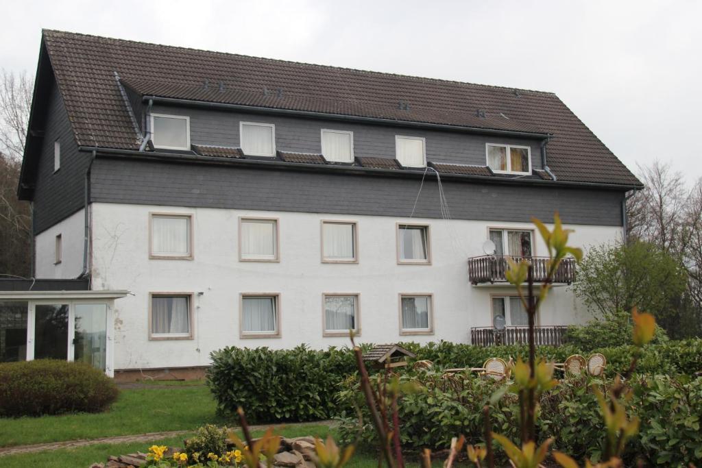 Waldhotel Marienheide Rom bilde